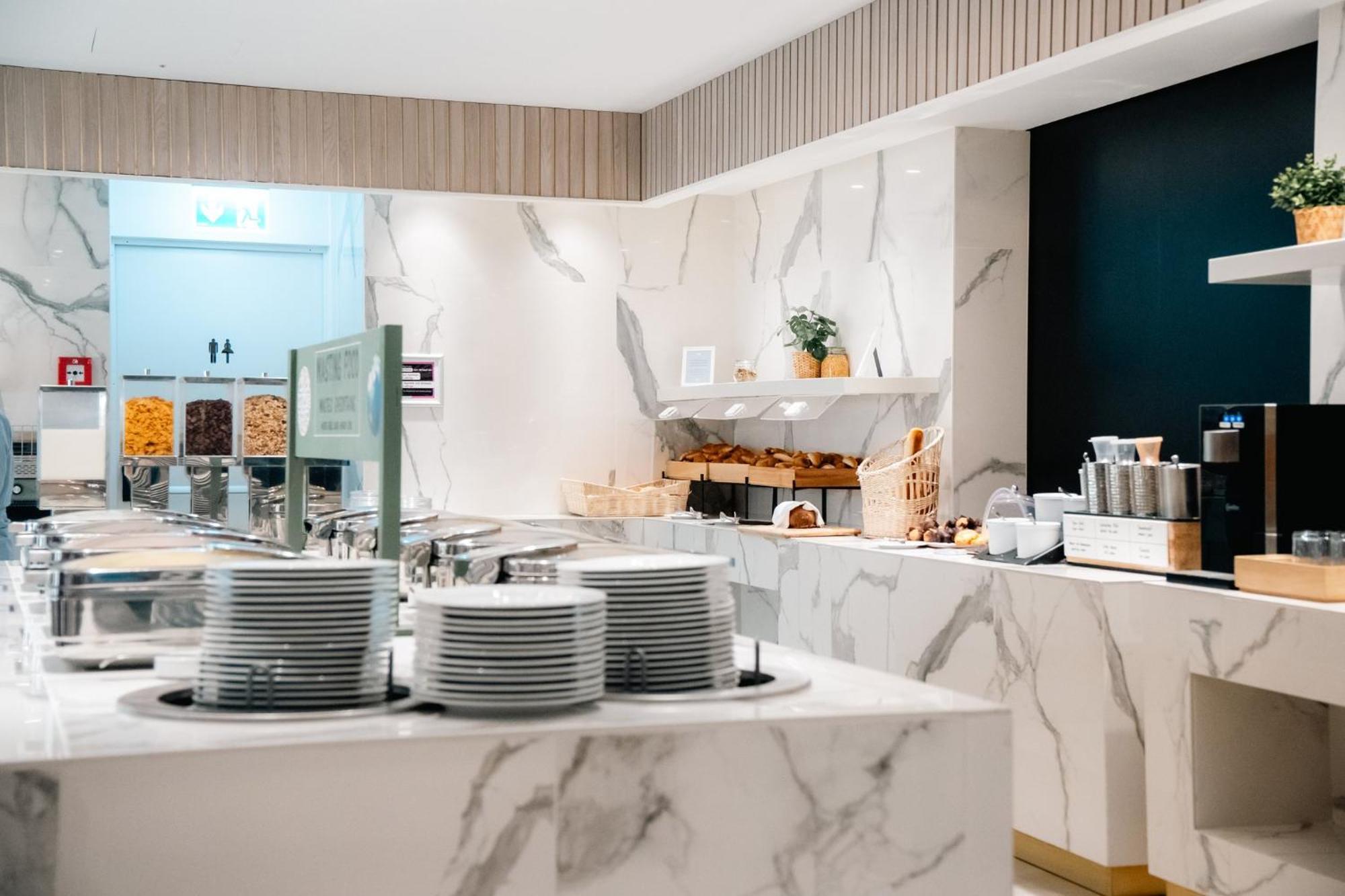 Crowne Plaza By Ihg 4*