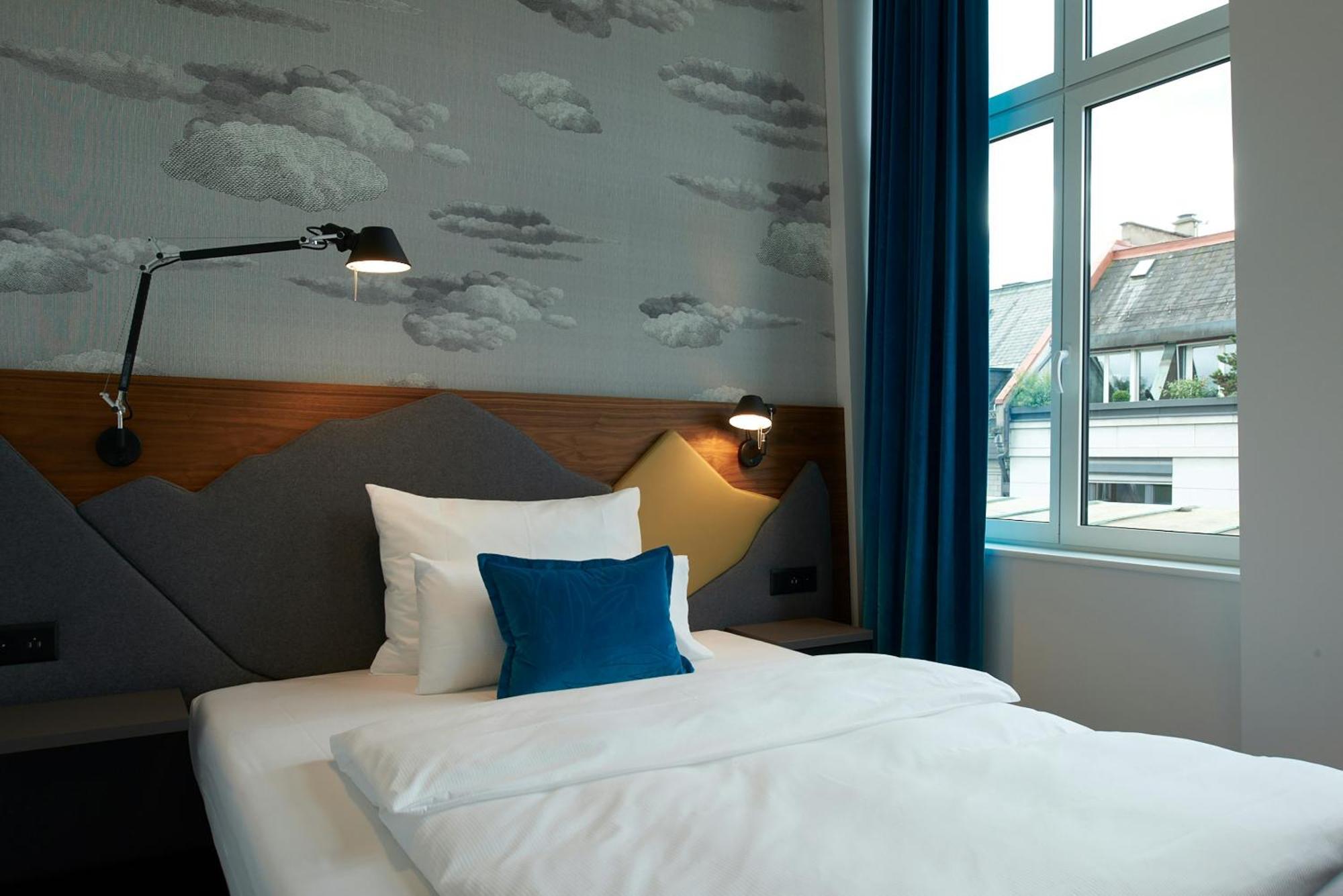 Hotel One