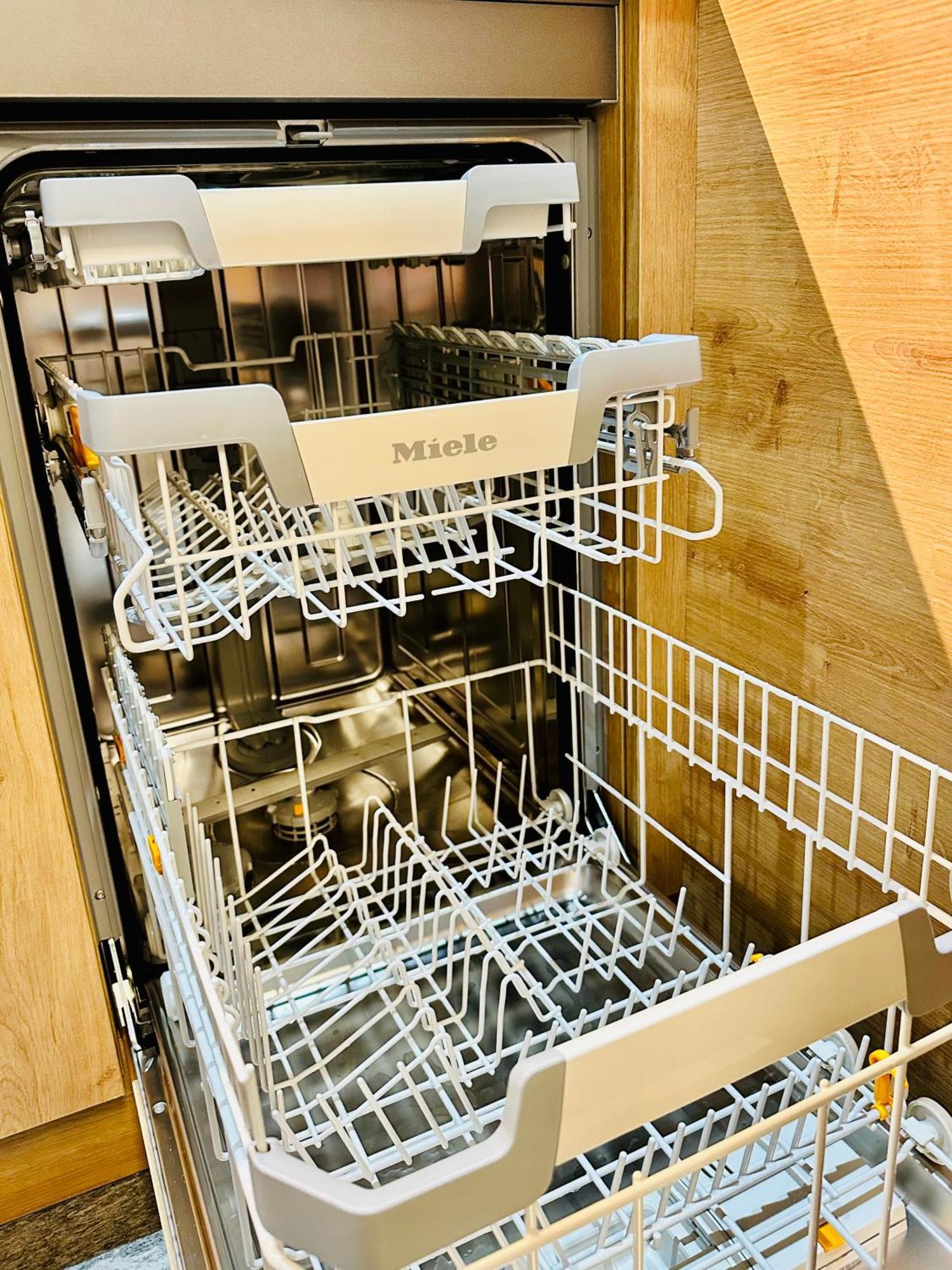 Alpine With Ac, Garden Terrace And Much Privacy