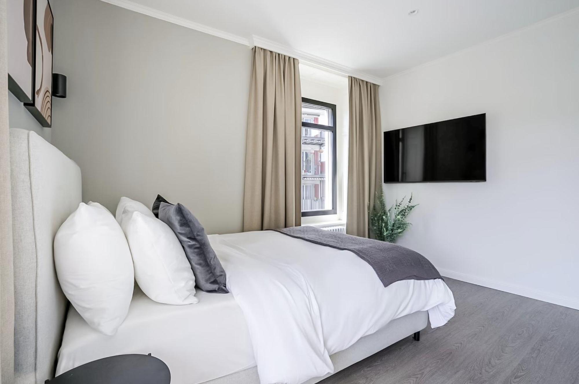 Charming In 4 Apartment Zurich