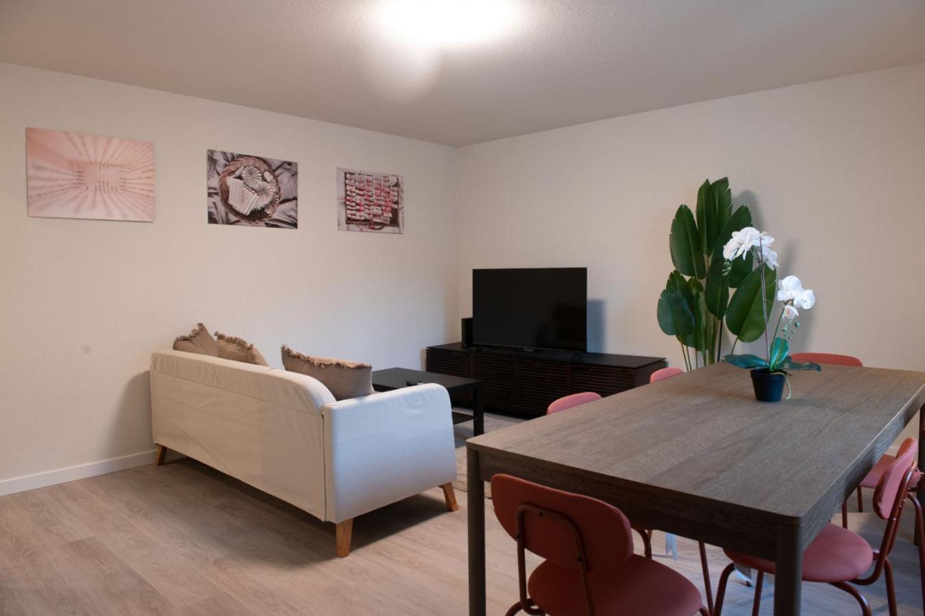 Apartment The Line In Oerlikon Zürich
