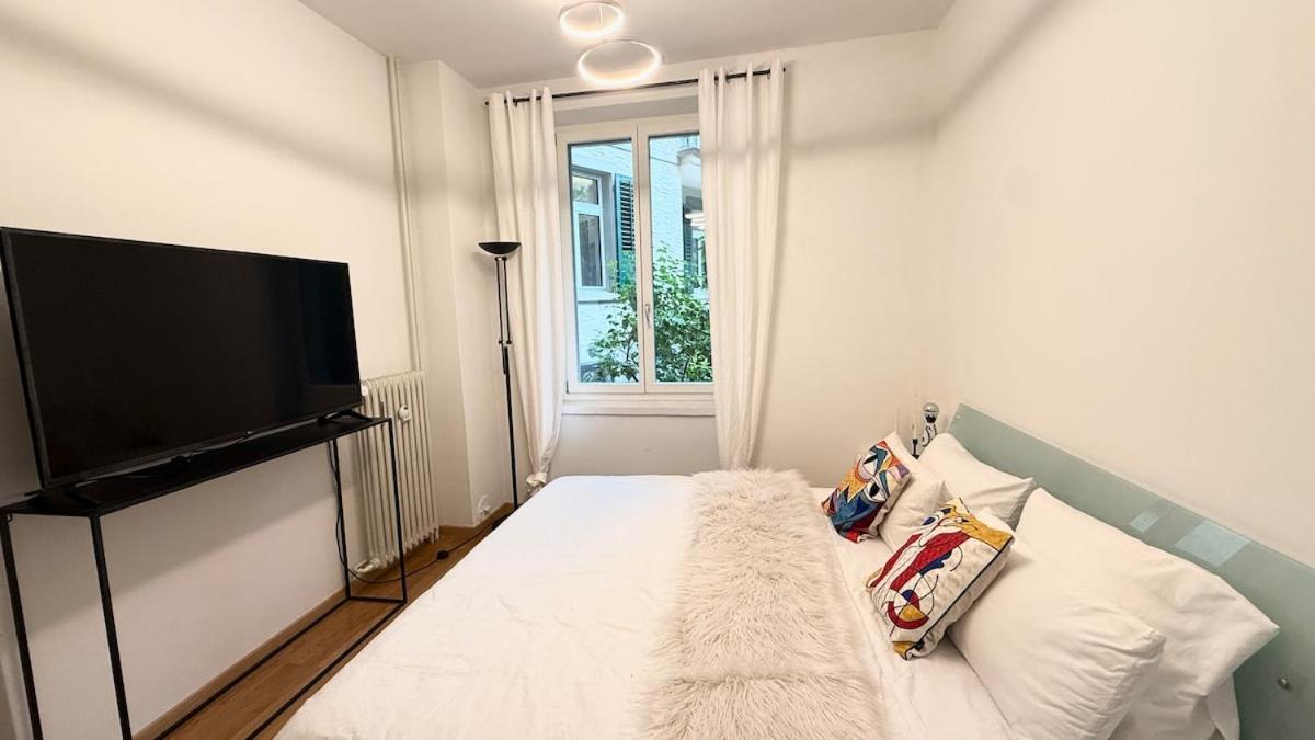 Apartment Geraeumiges In Charmantem Altbau