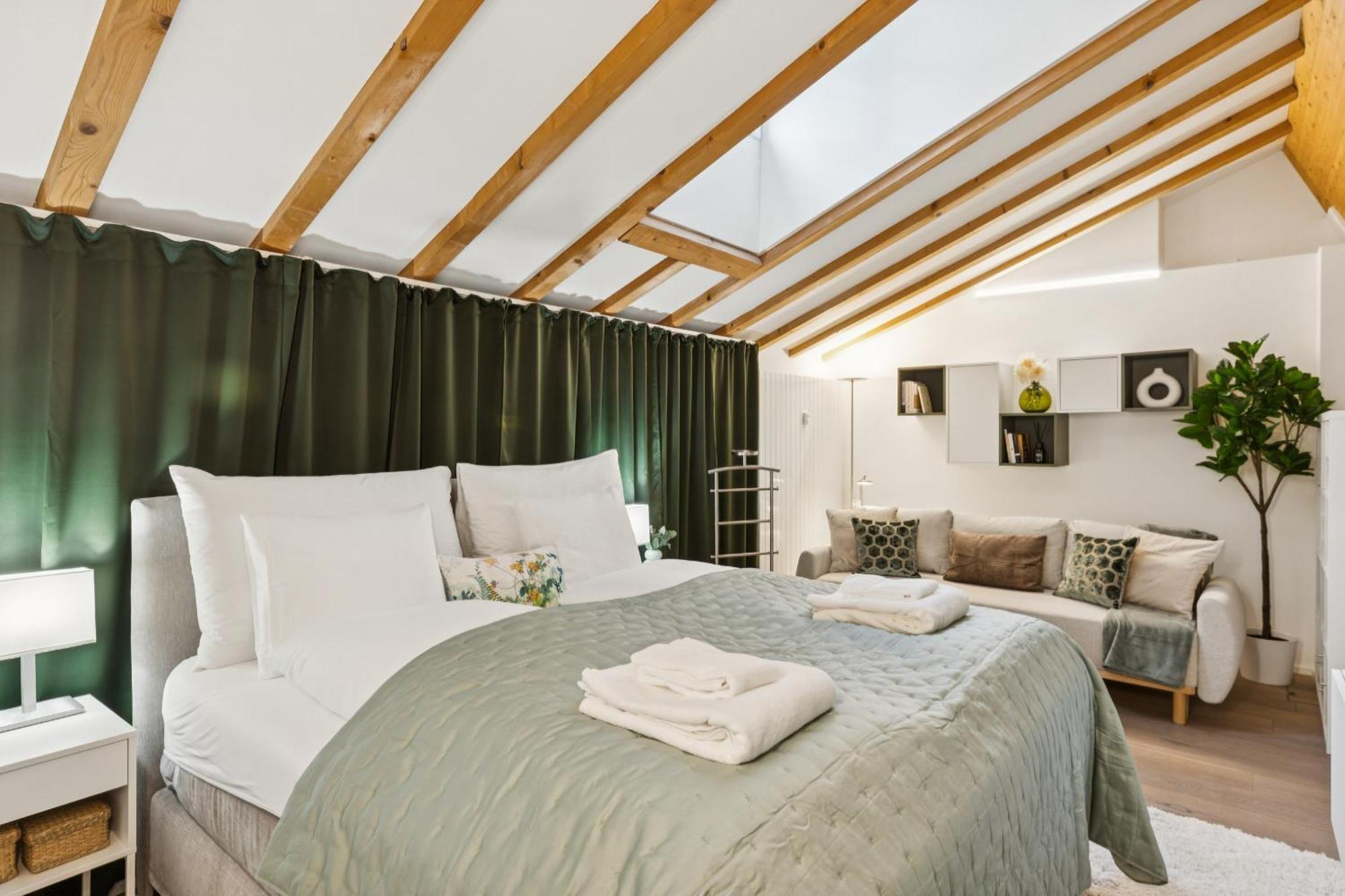 Old Town Diamond Penthouse Ac Private Rooftop Apartment *