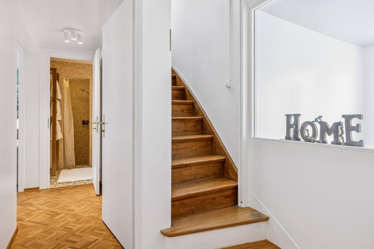 Apartment Old Town Penthouse Rooftop Terrace Ac Zurich