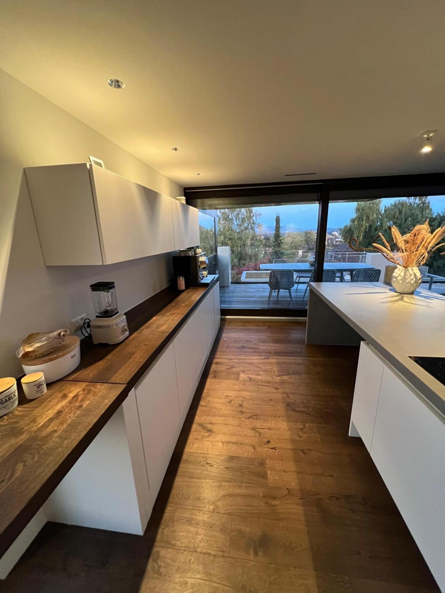 Penthouse Mit Whirlpool & Riesenterrasse Apartment *