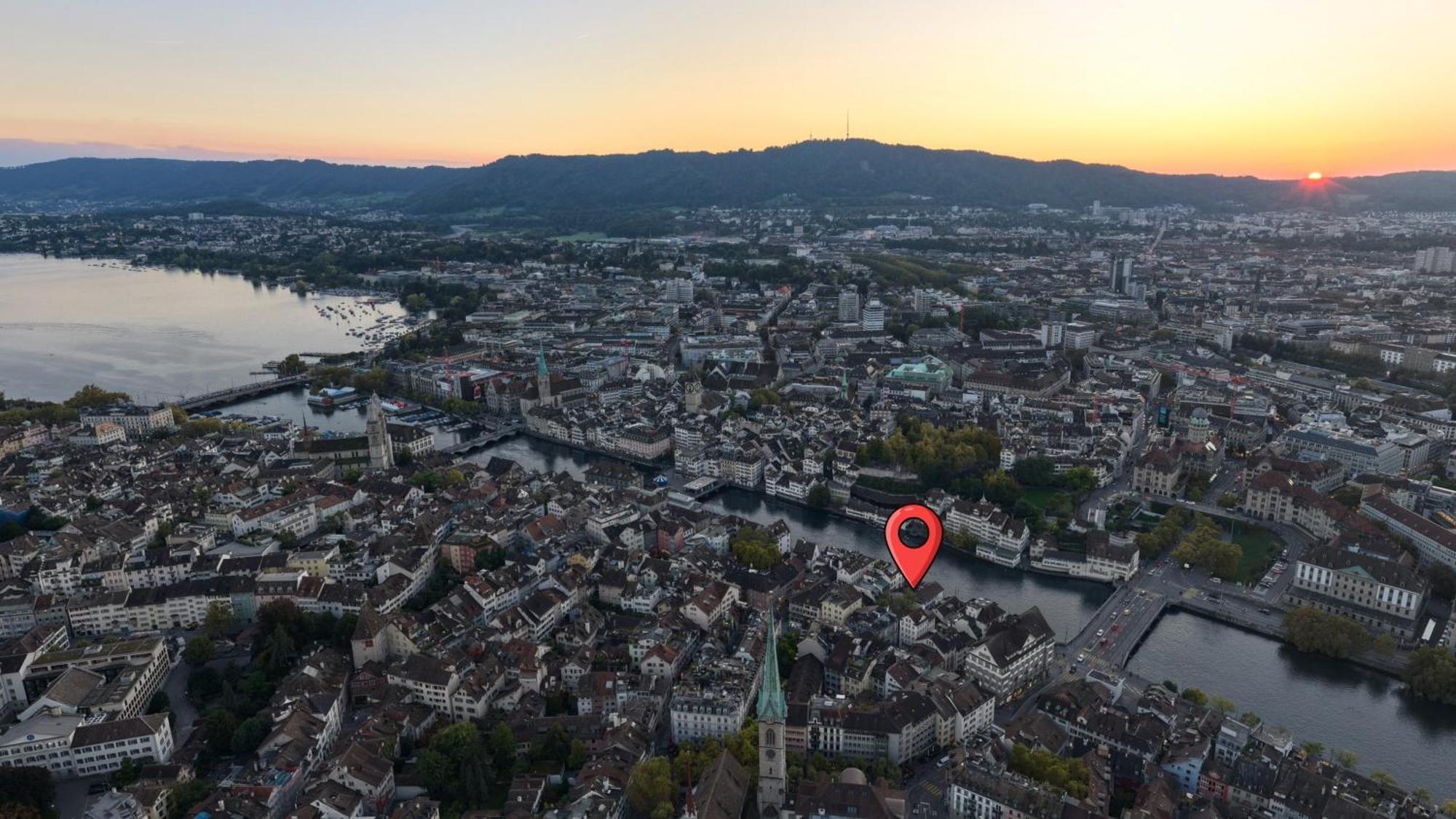 Old Town Diamond Penthouse Ac Private Rooftop * Zurich
