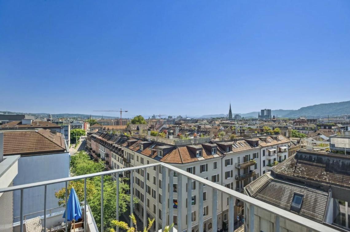 Luxury Penthouse - 360 Attic Apartment *