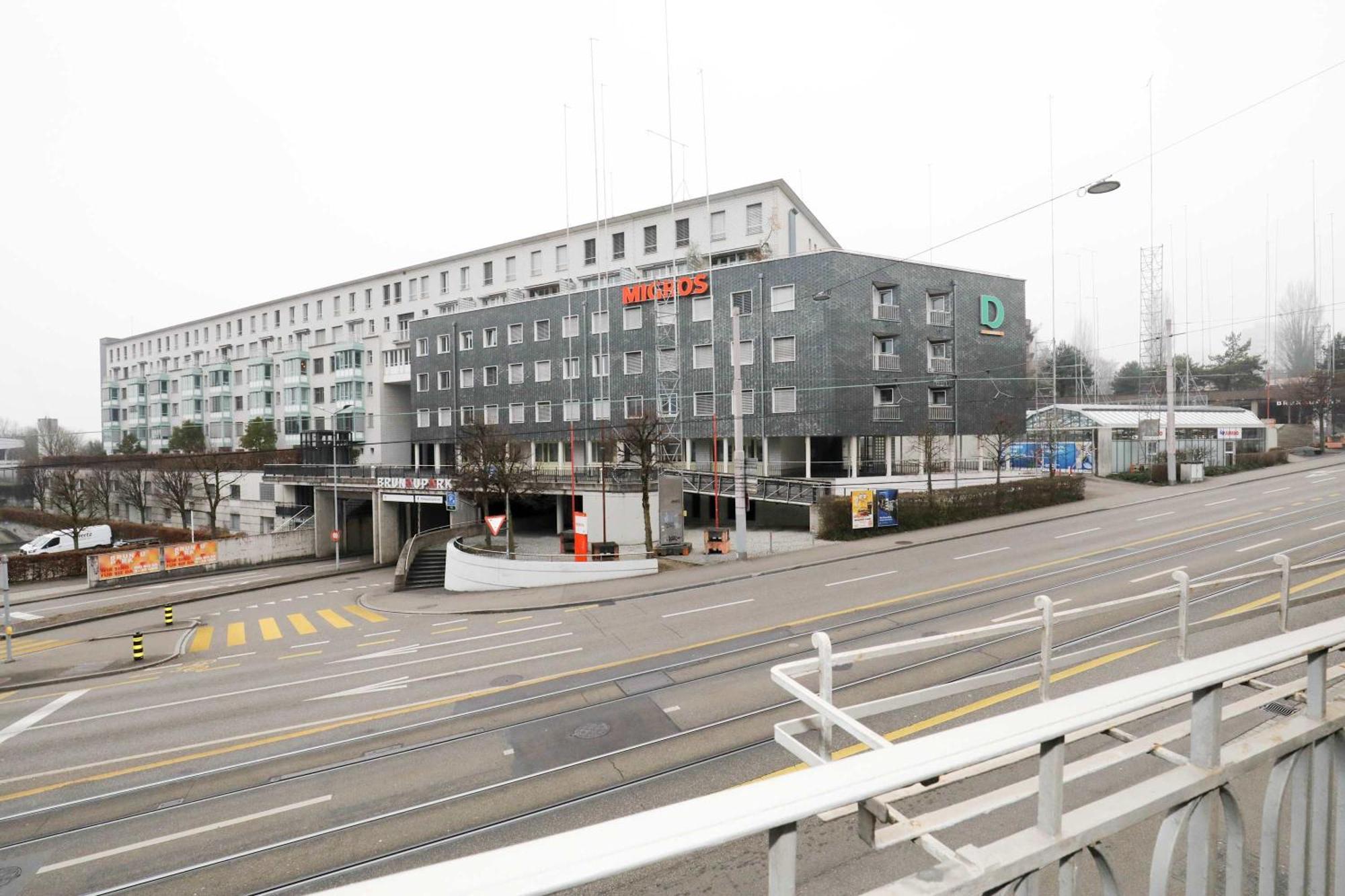 Steps From Sihlcity Free Parking Dining And Transit Apartment *