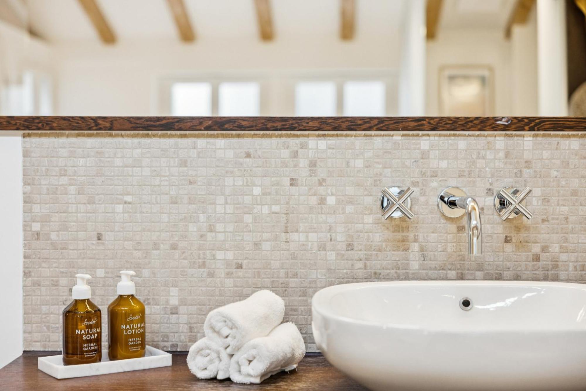 Old Town Diamond Penthouse Ac Private Rooftop *