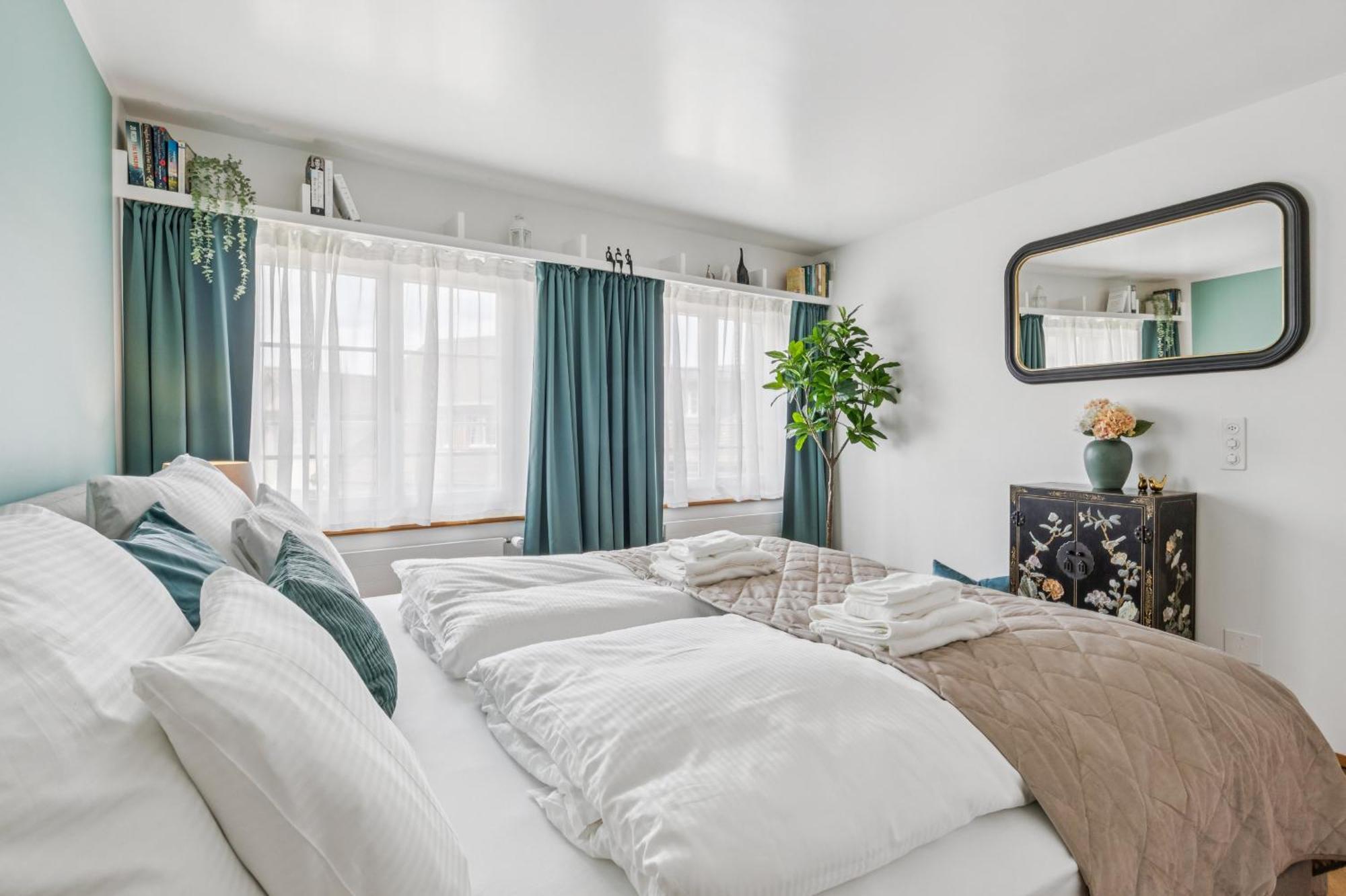 Old Town Penthouse Rooftop Terrace Ac