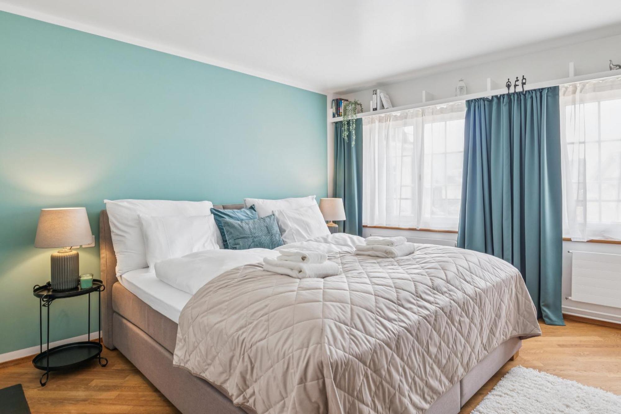 Old Town Penthouse Rooftop Terrace Ac