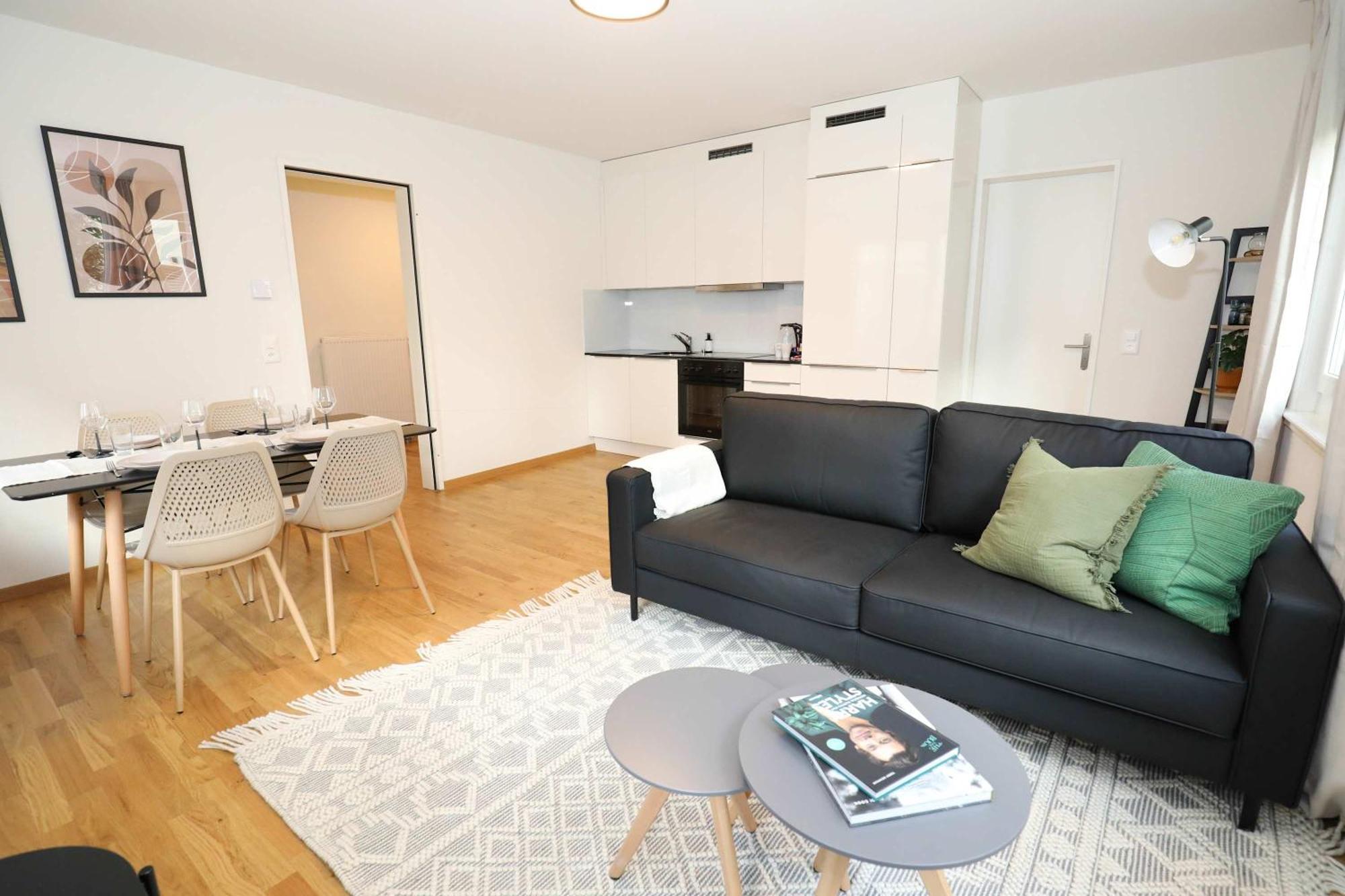 New Center With Private Entry & Parking *