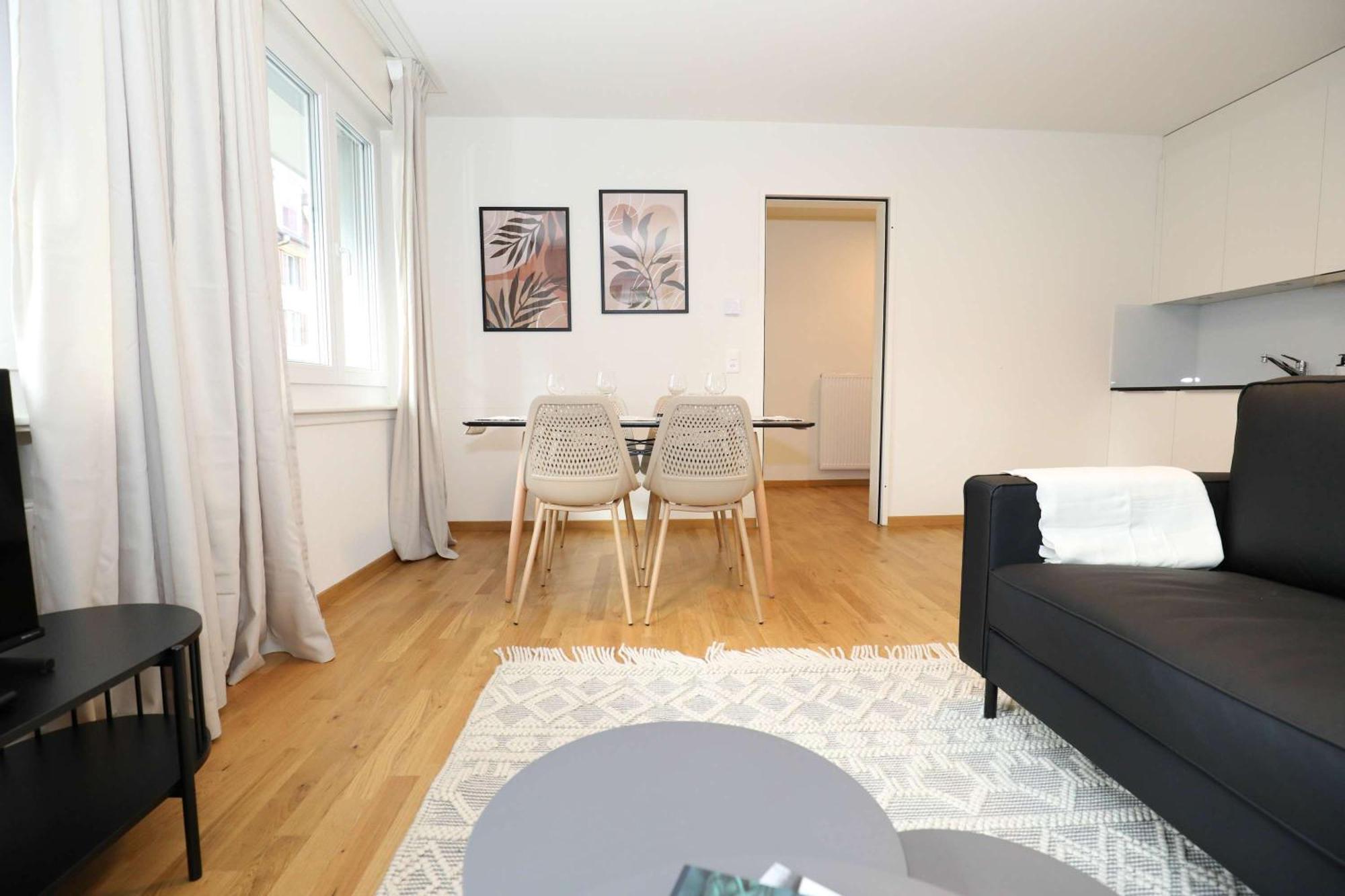 New Center With Private Entry & Parking *