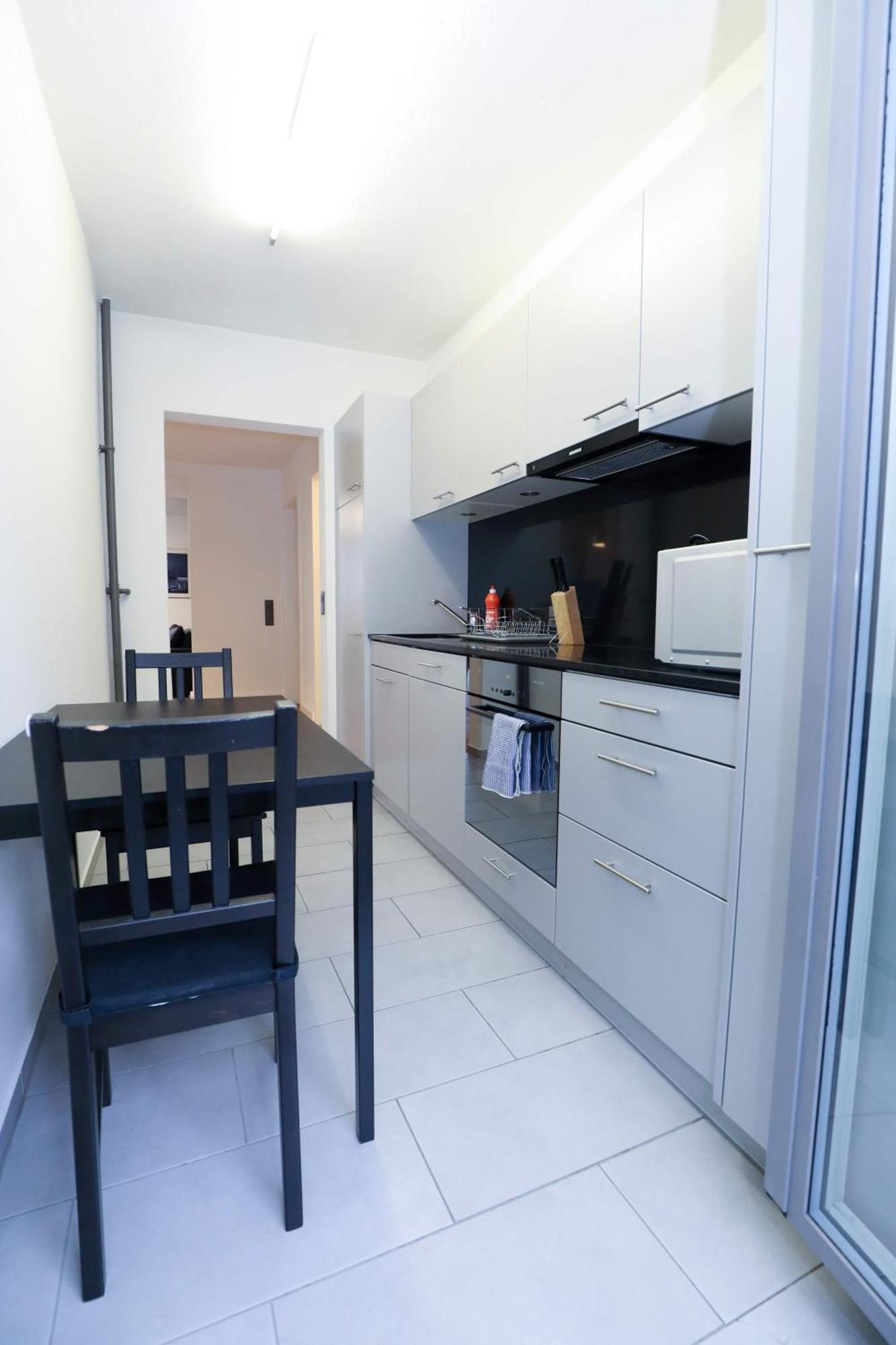 Steps From Sihlcity Free Parking Dining And Transit Apartment *