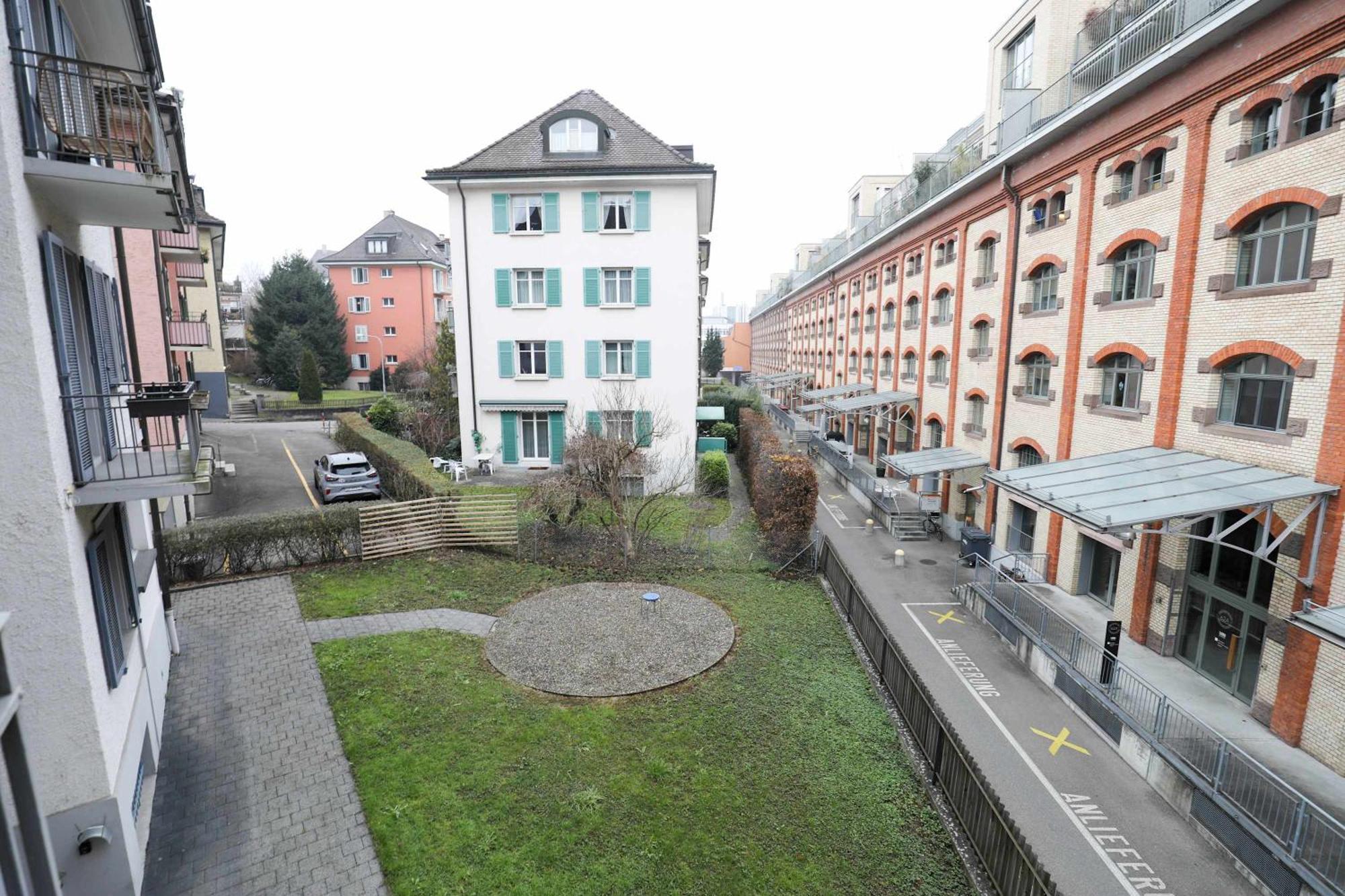 Steps From Sihlcity Free Parking Dining And Transit