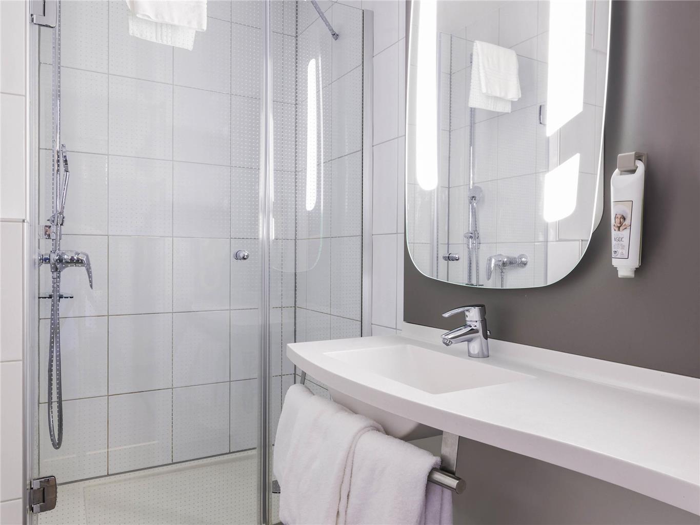 Ibis Messe Airport 3* Zurich