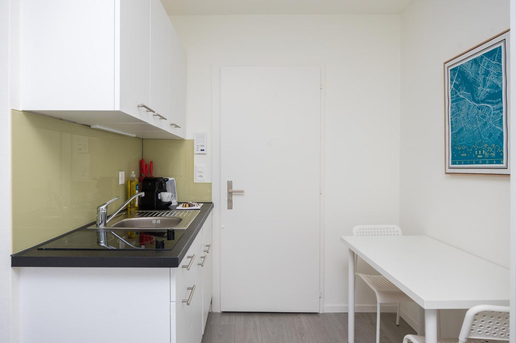 Delta - Bertastrasse - Self Check-in Zurich