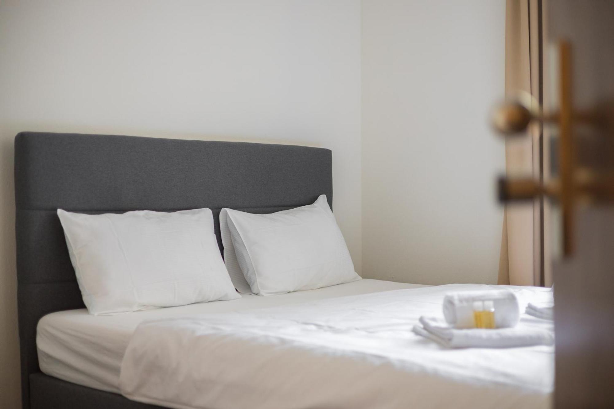 Delta - Bertastrasse - Self Check-in