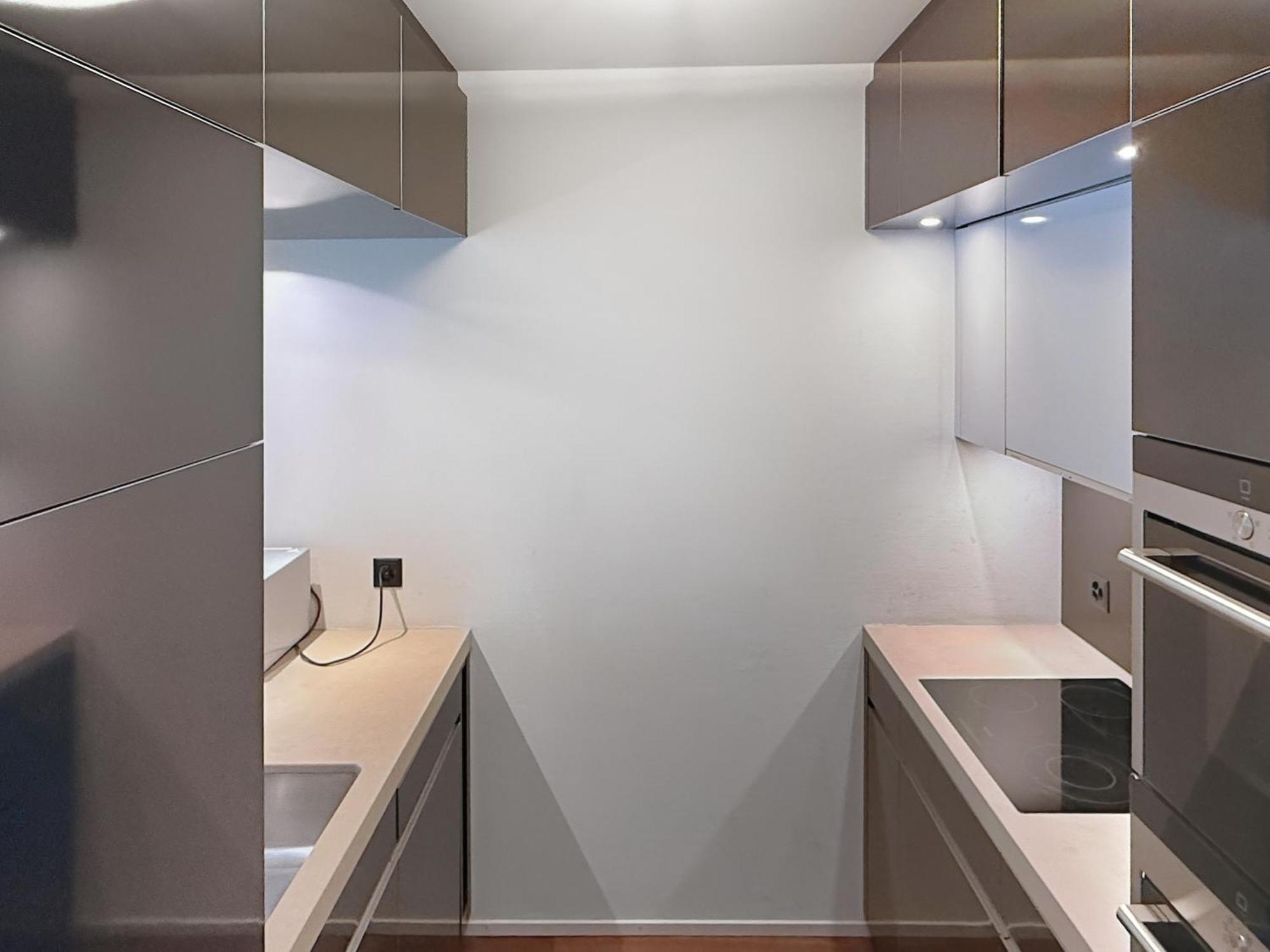 Stylish 1br In The Center - Baron 25