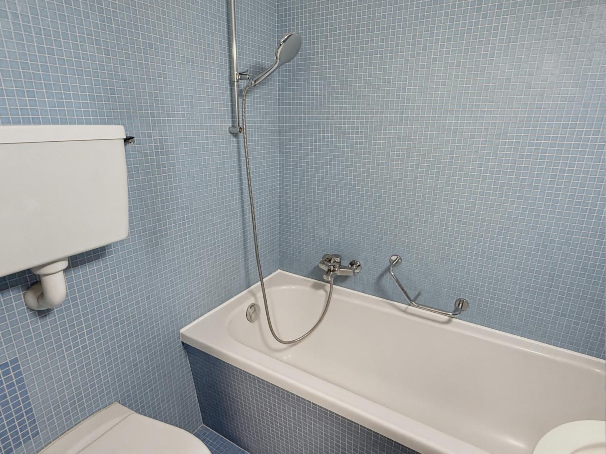 Terrific In The Centre - Art 2 Zurich