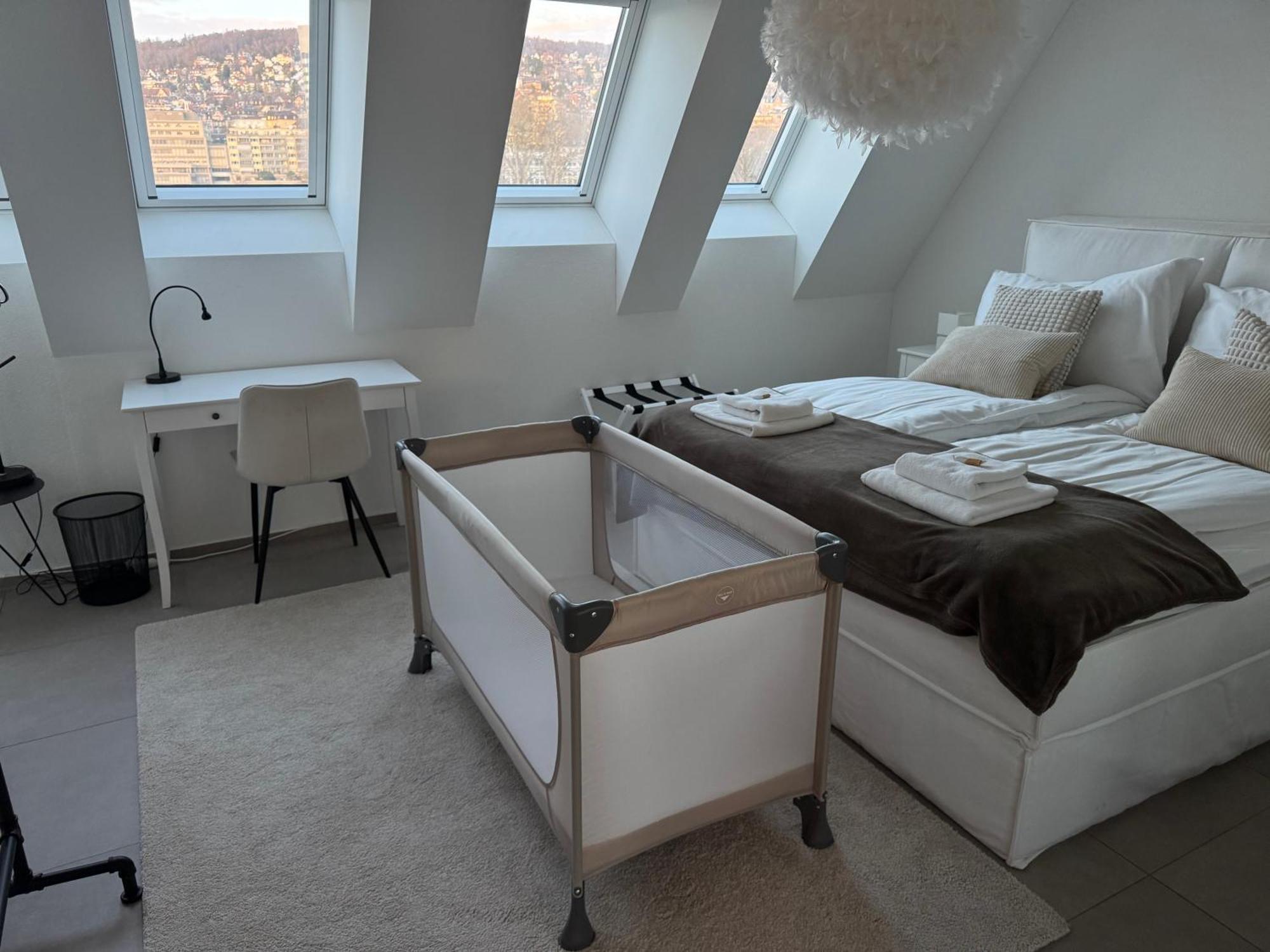 Apartment Modern Next To Hb With Roof Terrace *