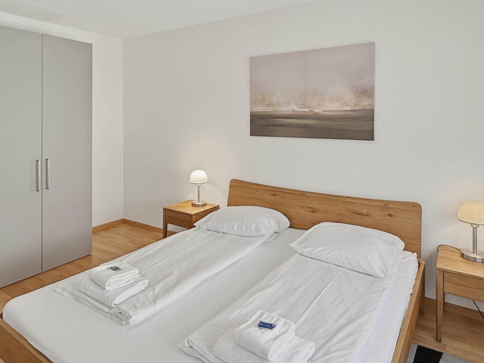 Bright And Quiet In The Center - Sky11 * Zurich