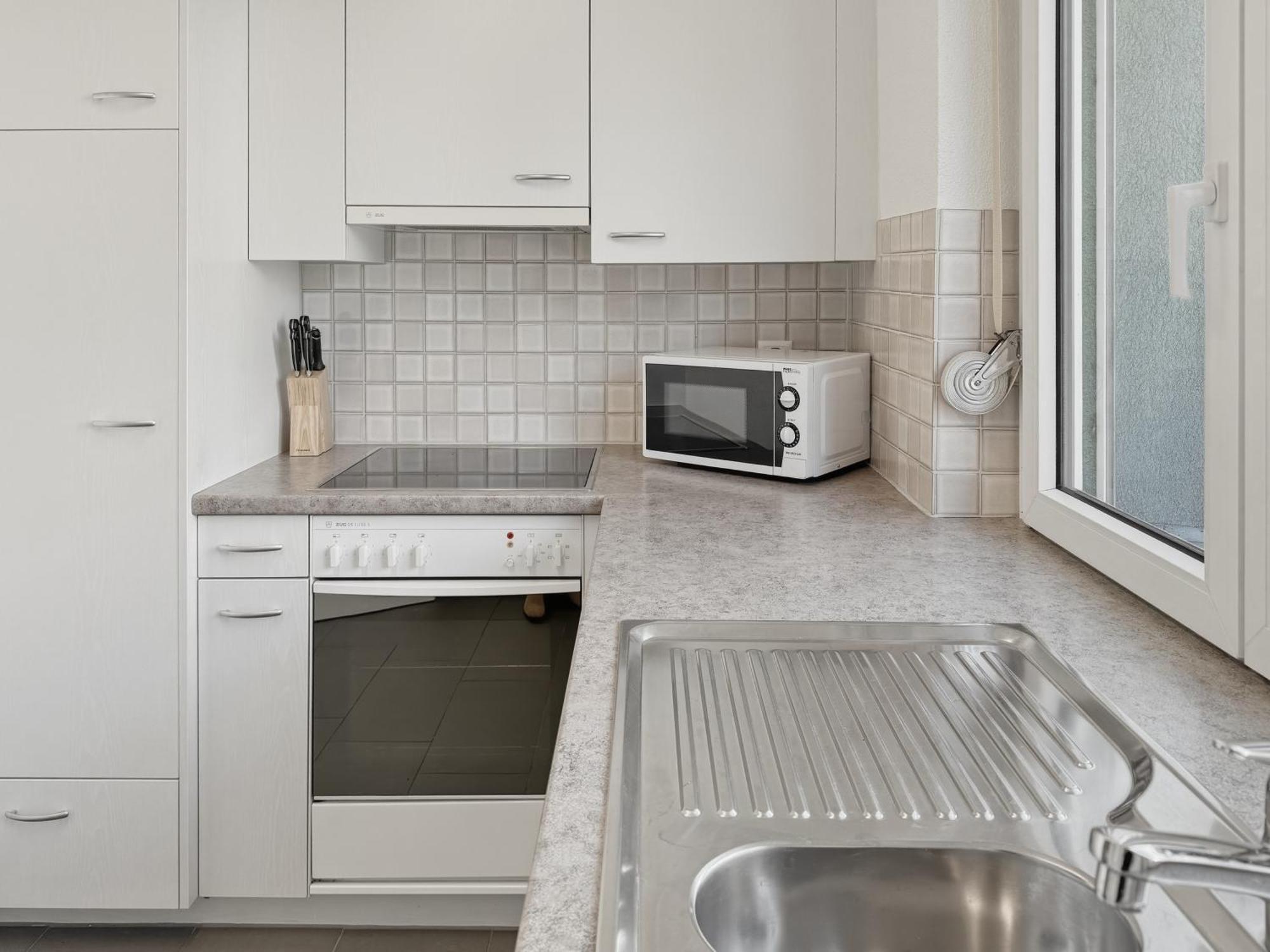 Apartment Beautiful, Quite And Very 2 Bedroom Flat Zurich