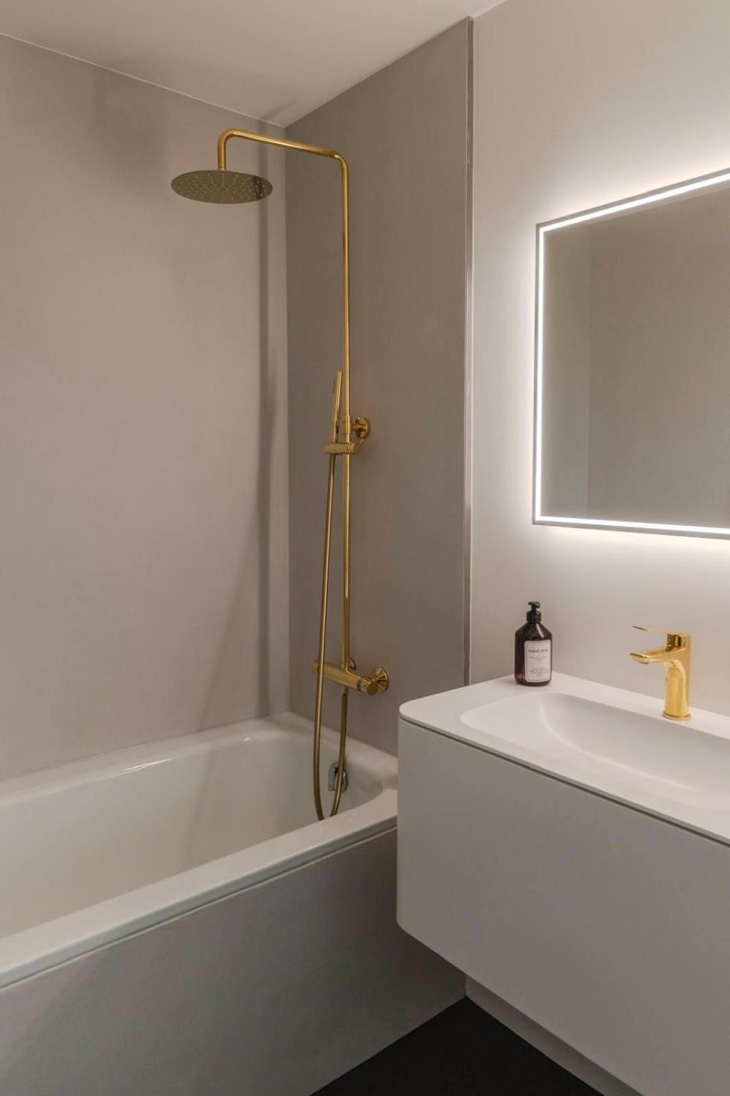 Apartment Luxury, Quiet Flat Overlooking Zurich