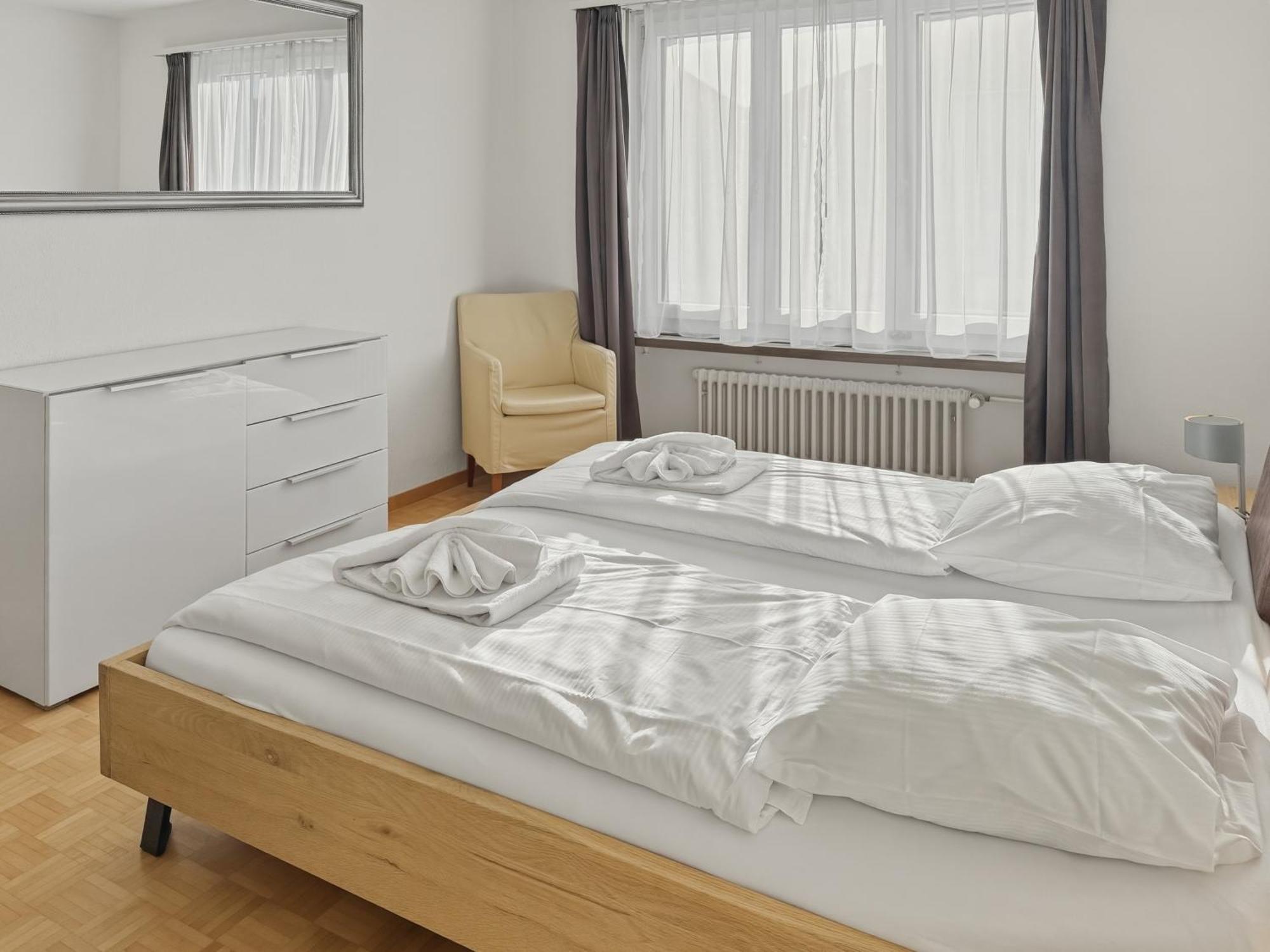 Very 1br Flat With Sunny Balcony - Sky4 Apartment