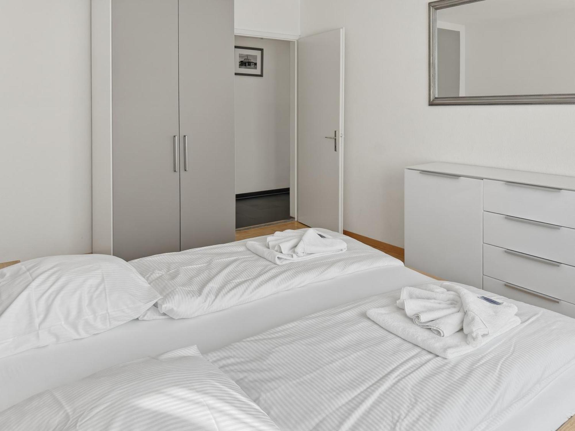 Apartment Very 1br Flat With Sunny Balcony - Sky4 Zurich