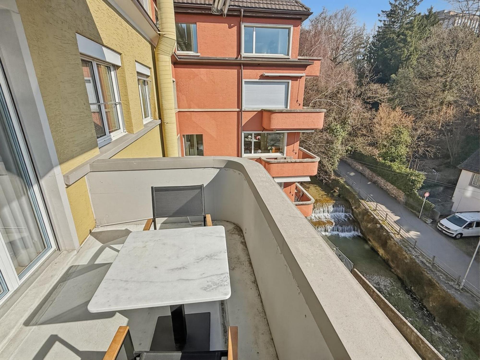 Executive 1br Flat, Center - Hammer 2