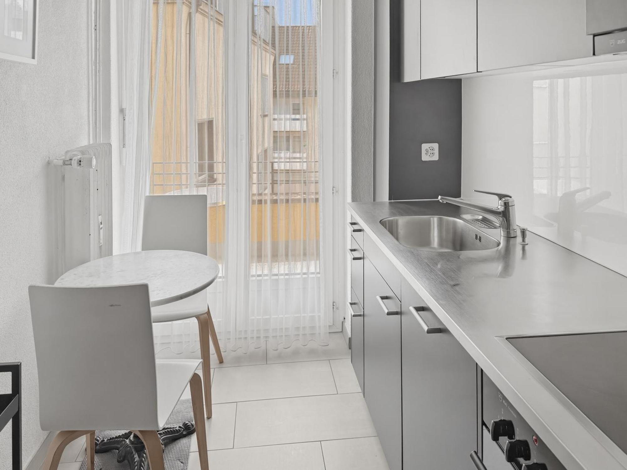 1br - Great Starting Point For Tourists - Mill 324 Apartment *