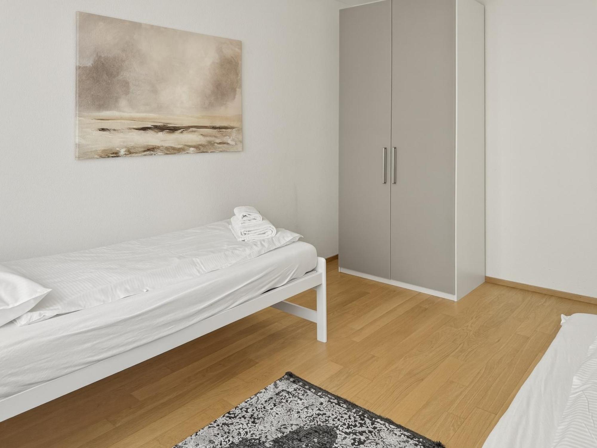 2br Flat In The Center - West 12 Apartment *