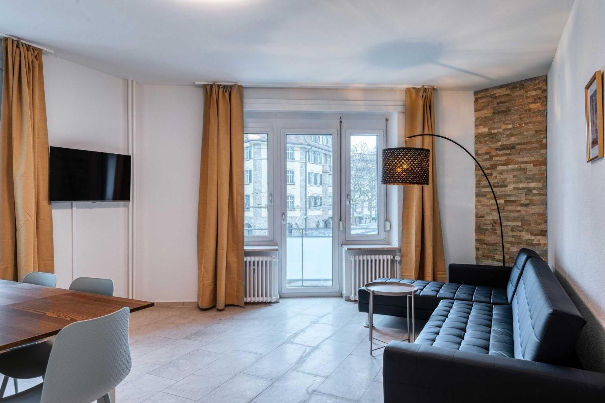 Zh Gold 1 - Hitrental *