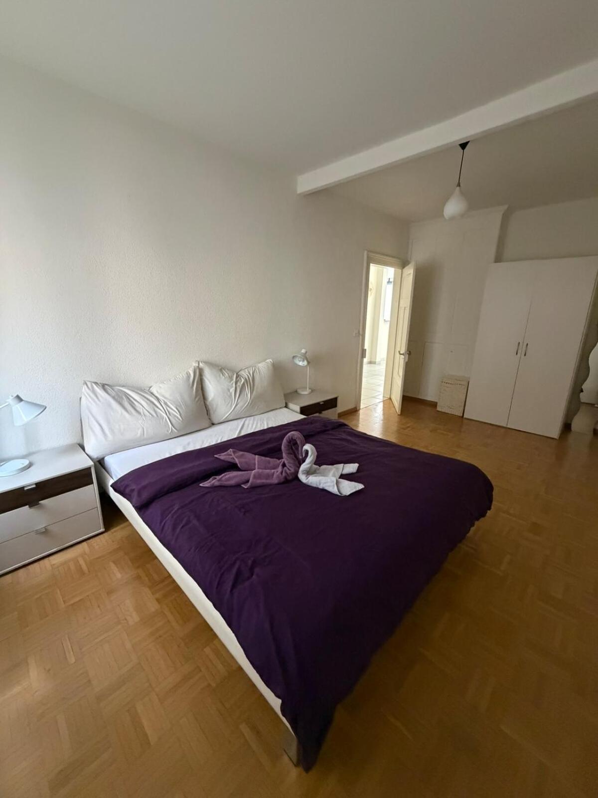 Apartment 2 Aus41 1f R 8045 S2