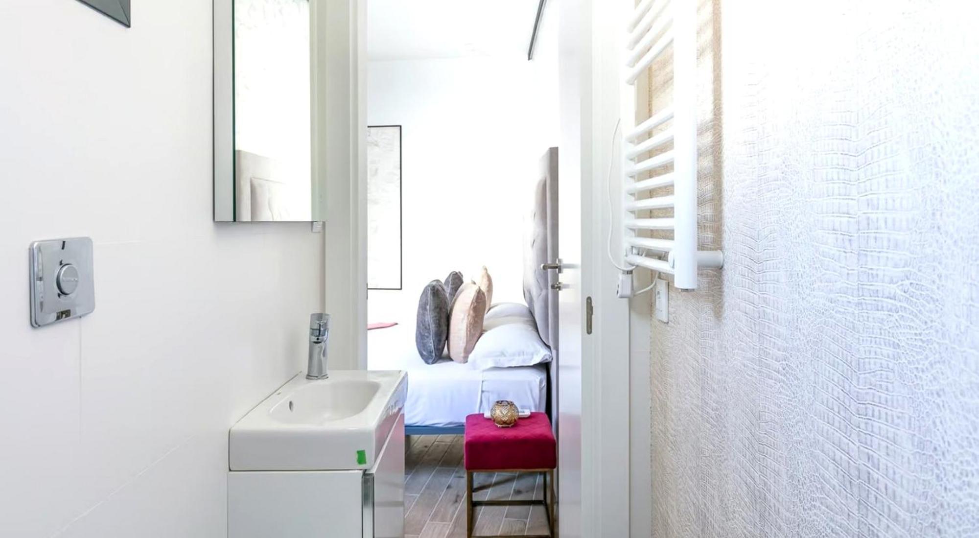 Chic Boutique Loft Apartment *