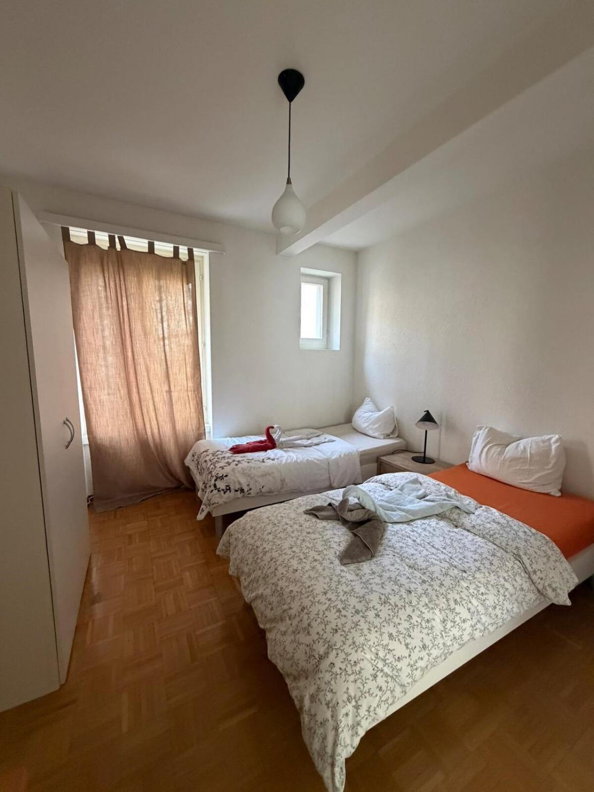 2 Aus41 1f R 8045 S2 Apartment *