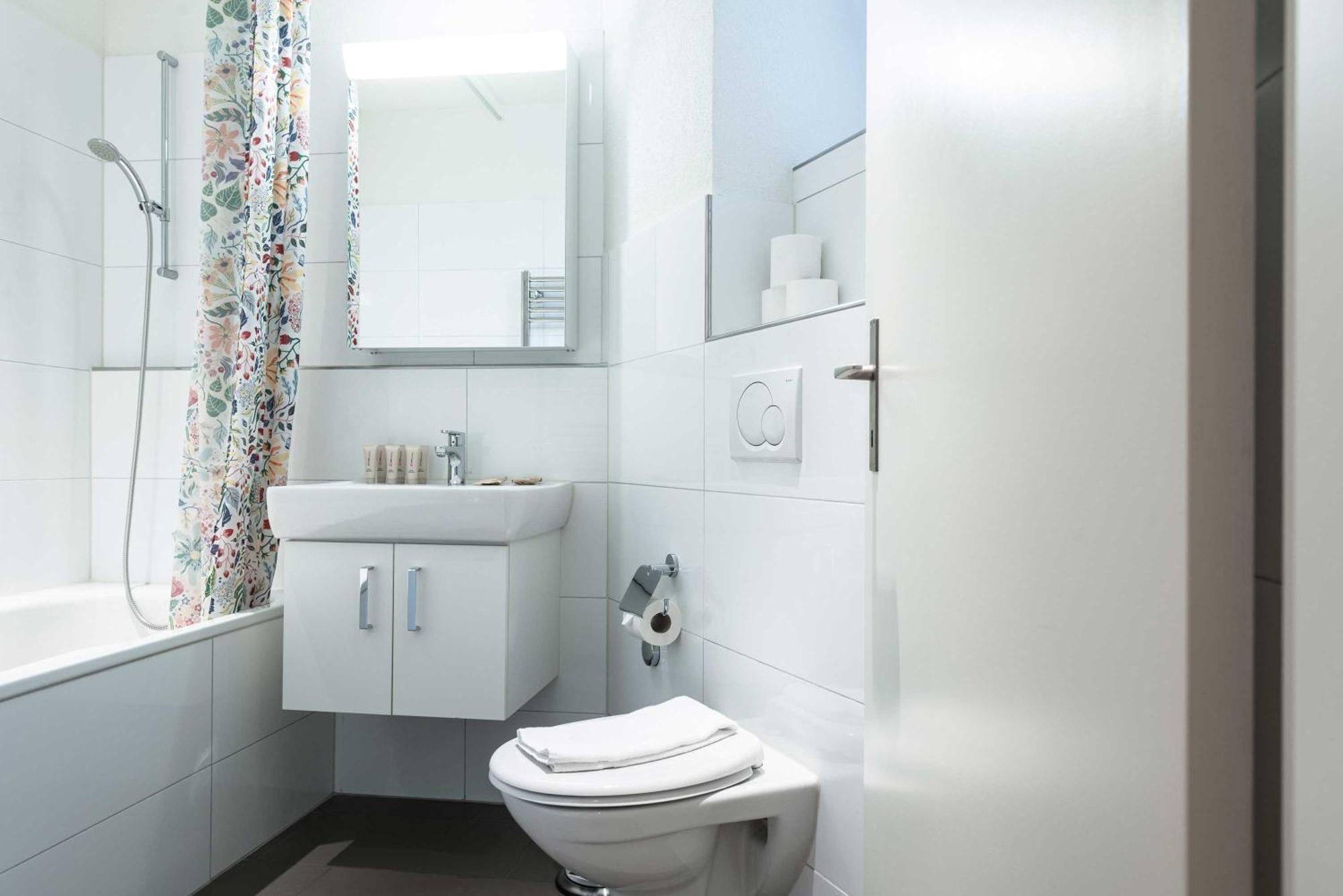 Zh Gold 1 - Hitrental Apartment Zurich