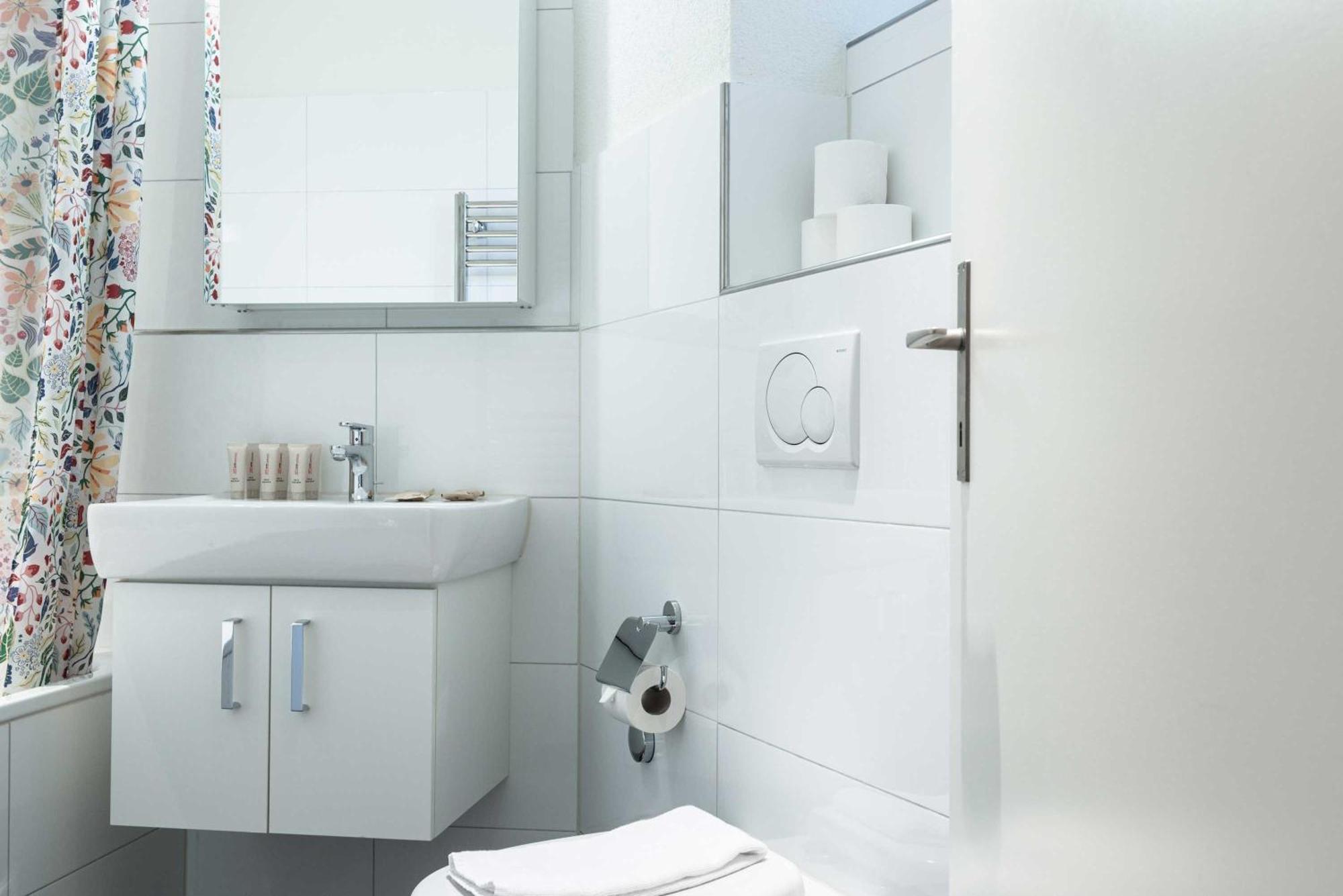 Zh Gold 1 - Hitrental *