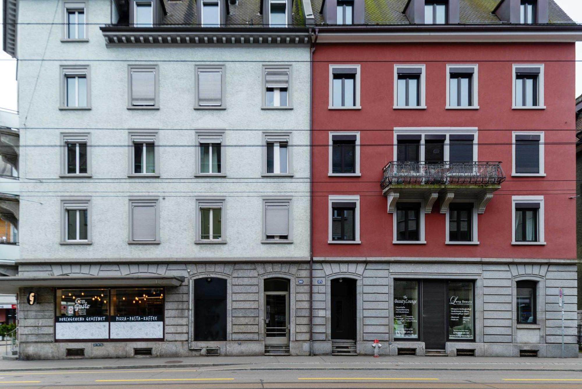 Zh Gold 1 - Hitrental Zurich