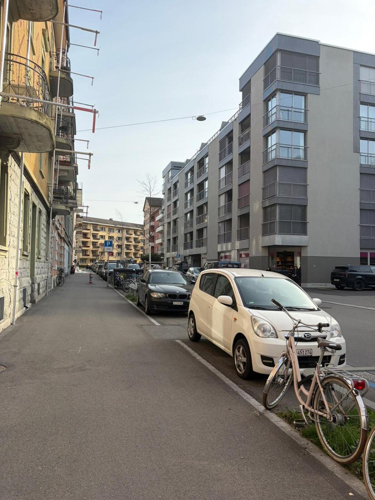 2 Aus41 1f R 8045 S2 Apartment Zurich