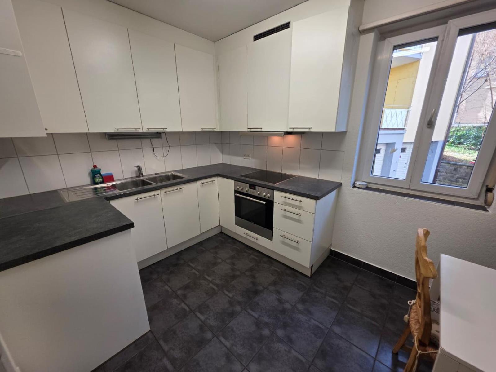 Large Flats, Center - Sch *