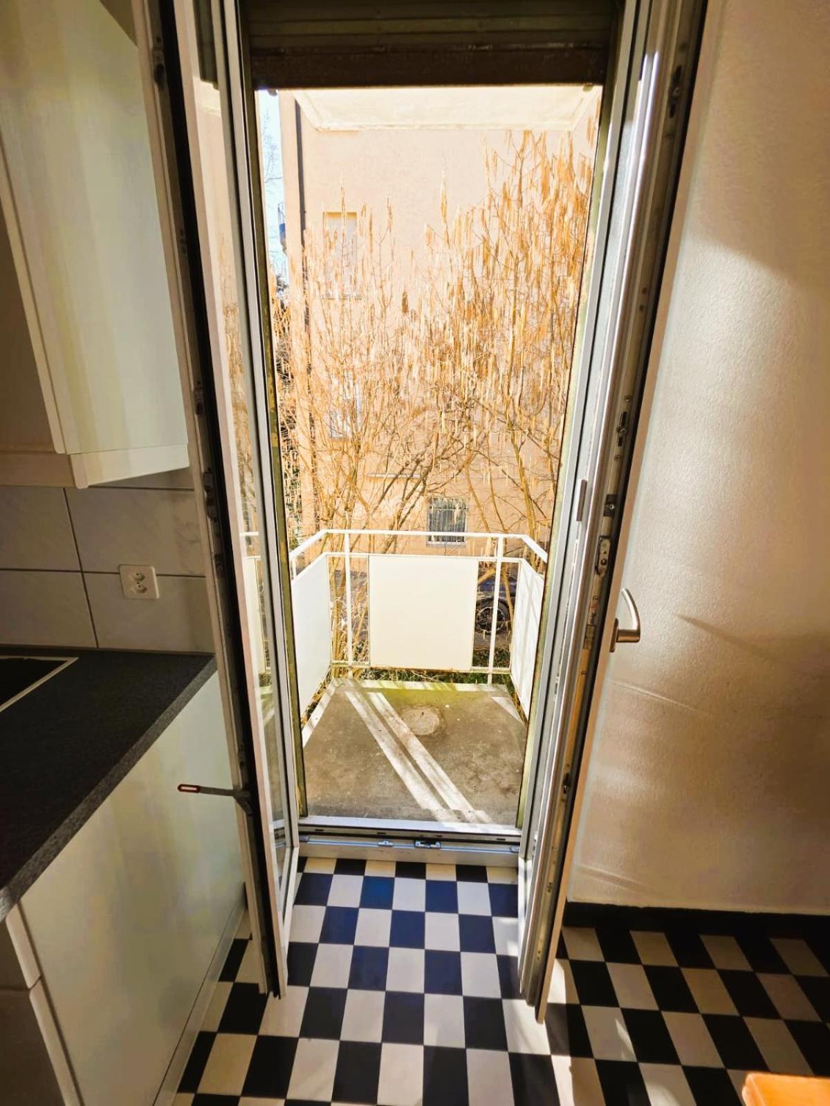 Apartment Large Flats, Center - Sch