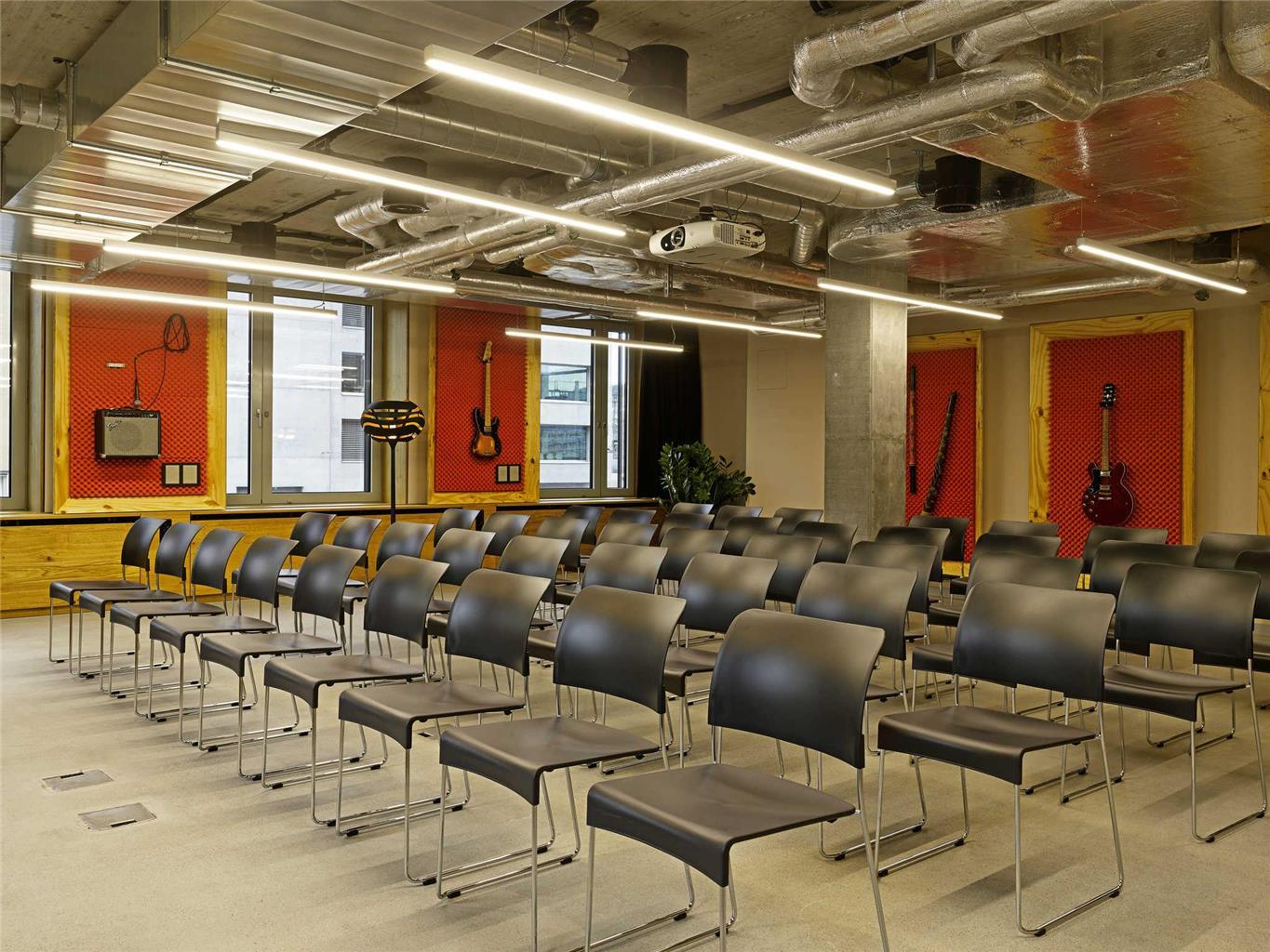 25Hours Hotel Langstrasse Hotel 4*