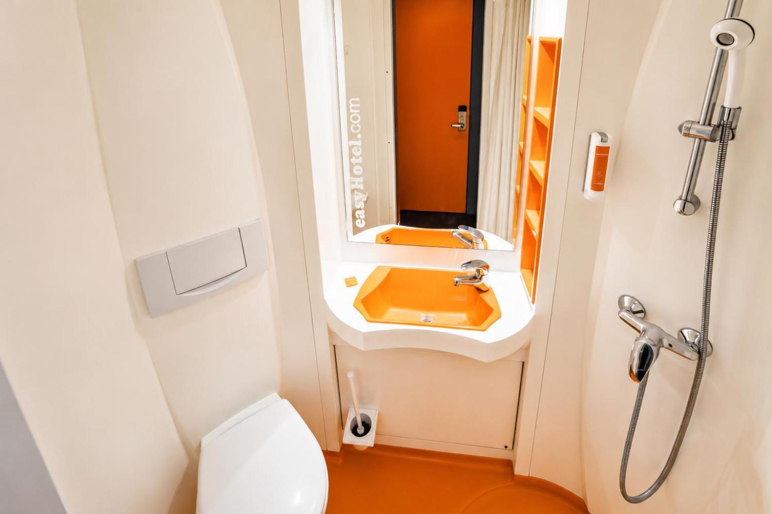Easyhotel Centre Hotel