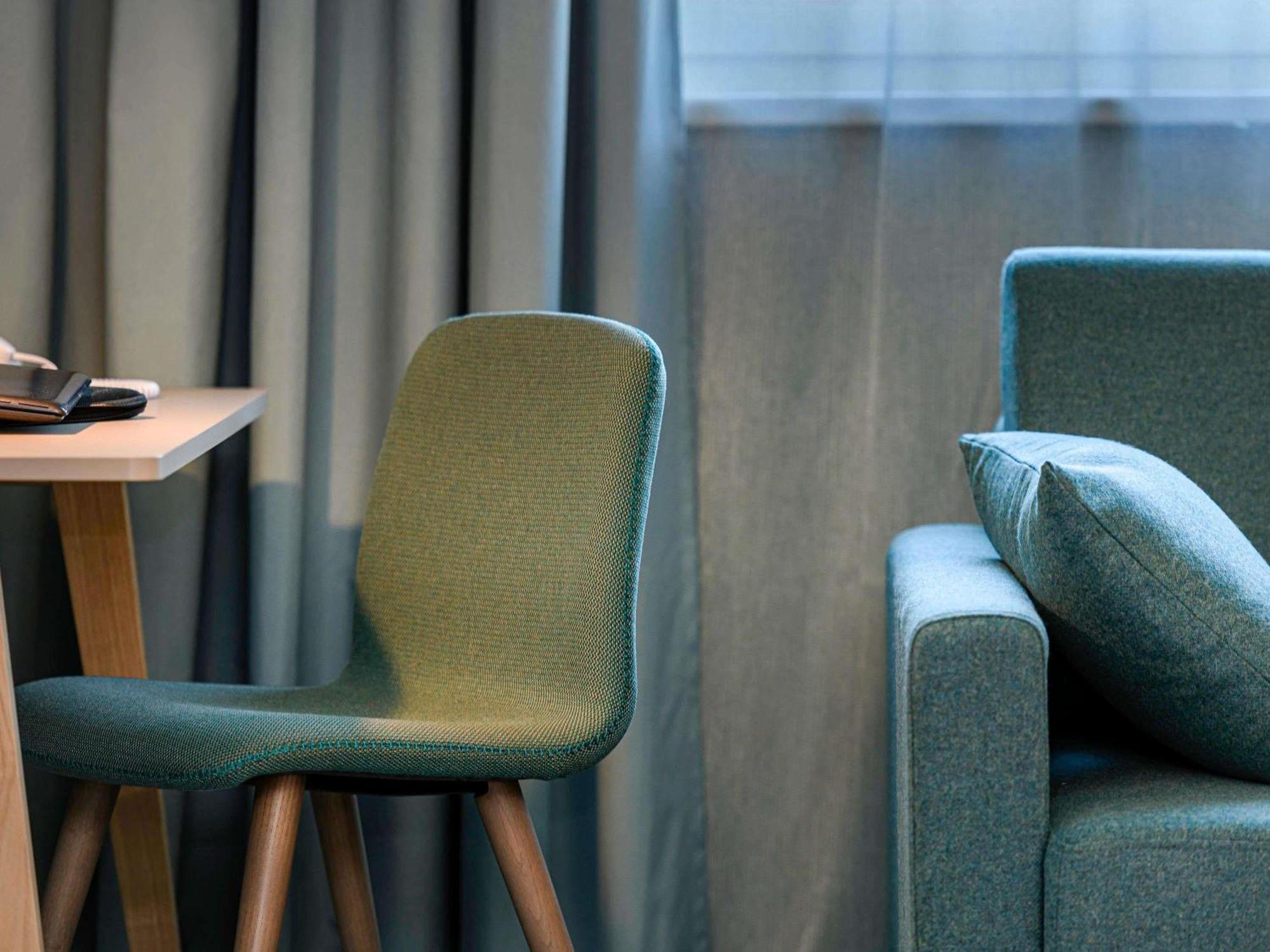 Novotel West Hotel 4*