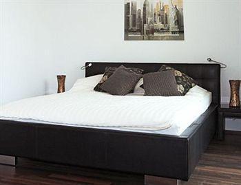 Swiss Star District 3 - Contactless Self Check-in