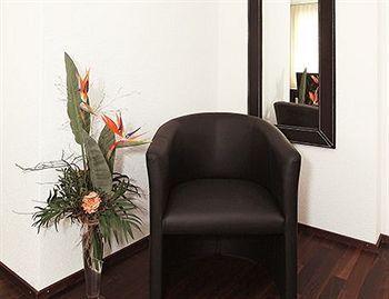 Aparthotel Swiss Star District 3 - Contactless Self Check-in Zurich