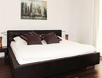 Swiss Star District 3 - Contactless Self Check-in Aparthotel Zurich