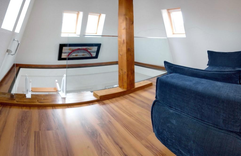 Apartment Luxury By Livingdowntown